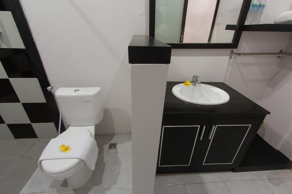 Rabasta Mahayana Kuta Hotel Бали Стая снимка