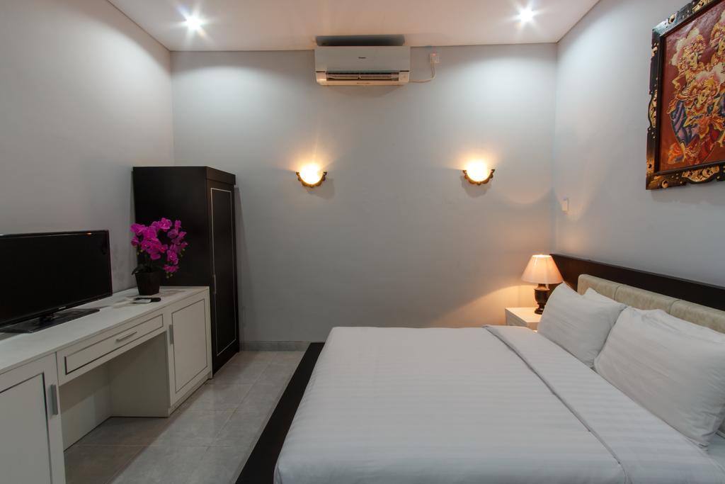 Rabasta Mahayana Kuta Hotel Бали Екстериор снимка