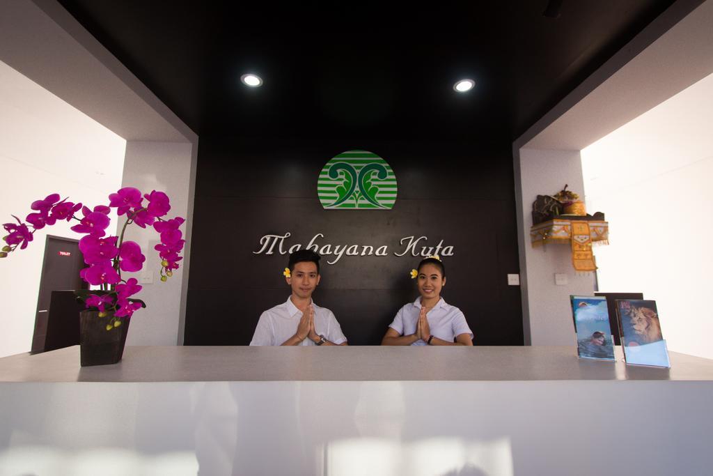Rabasta Mahayana Kuta Hotel Бали Екстериор снимка