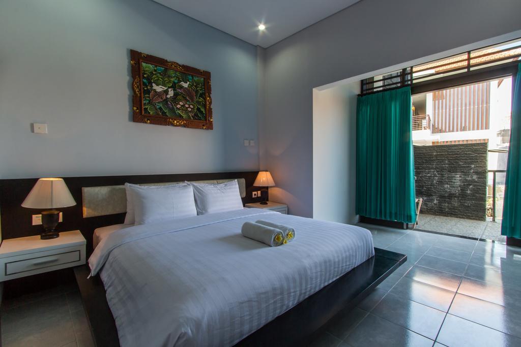 Rabasta Mahayana Kuta Hotel Бали Екстериор снимка