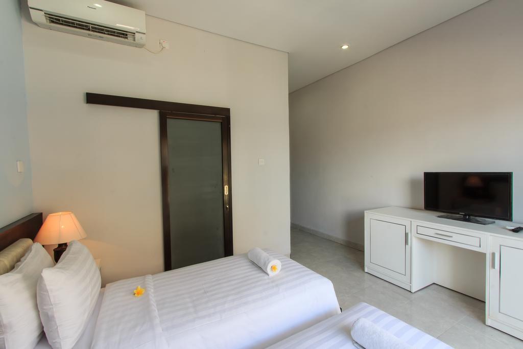 Rabasta Mahayana Kuta Hotel Бали Екстериор снимка