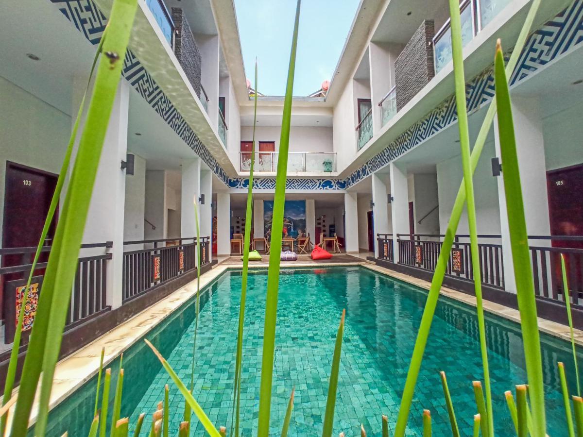 Rabasta Mahayana Kuta Hotel Бали Екстериор снимка